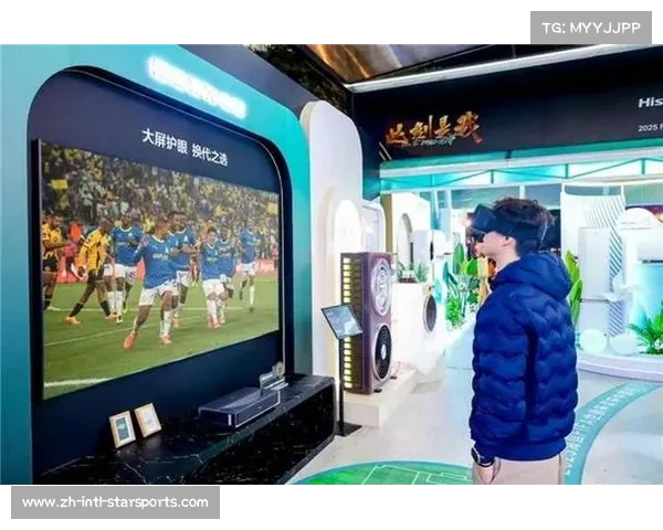 海信携世俱杯奖杯亮相重庆 展示中国智造引领全球新风潮 海信携世俱杯奖杯亮相重庆 展示中国智造引领全球新风潮